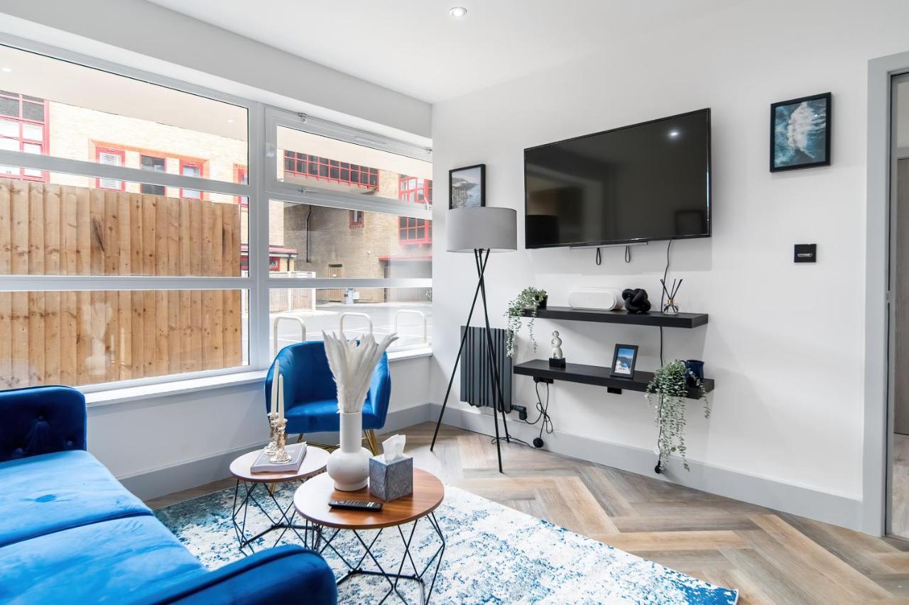 London Road Romford Block Apartment ภายนอก รูปภาพ